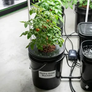 Detailed view of the heavy-duty lid and net pot assembly designed for professional hydroponic grow buckets.